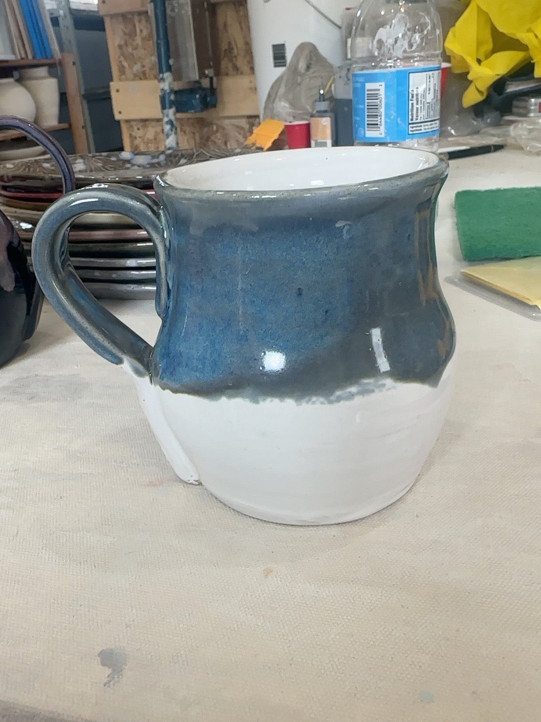 HCP-085 handmade stoneware mug reverse view