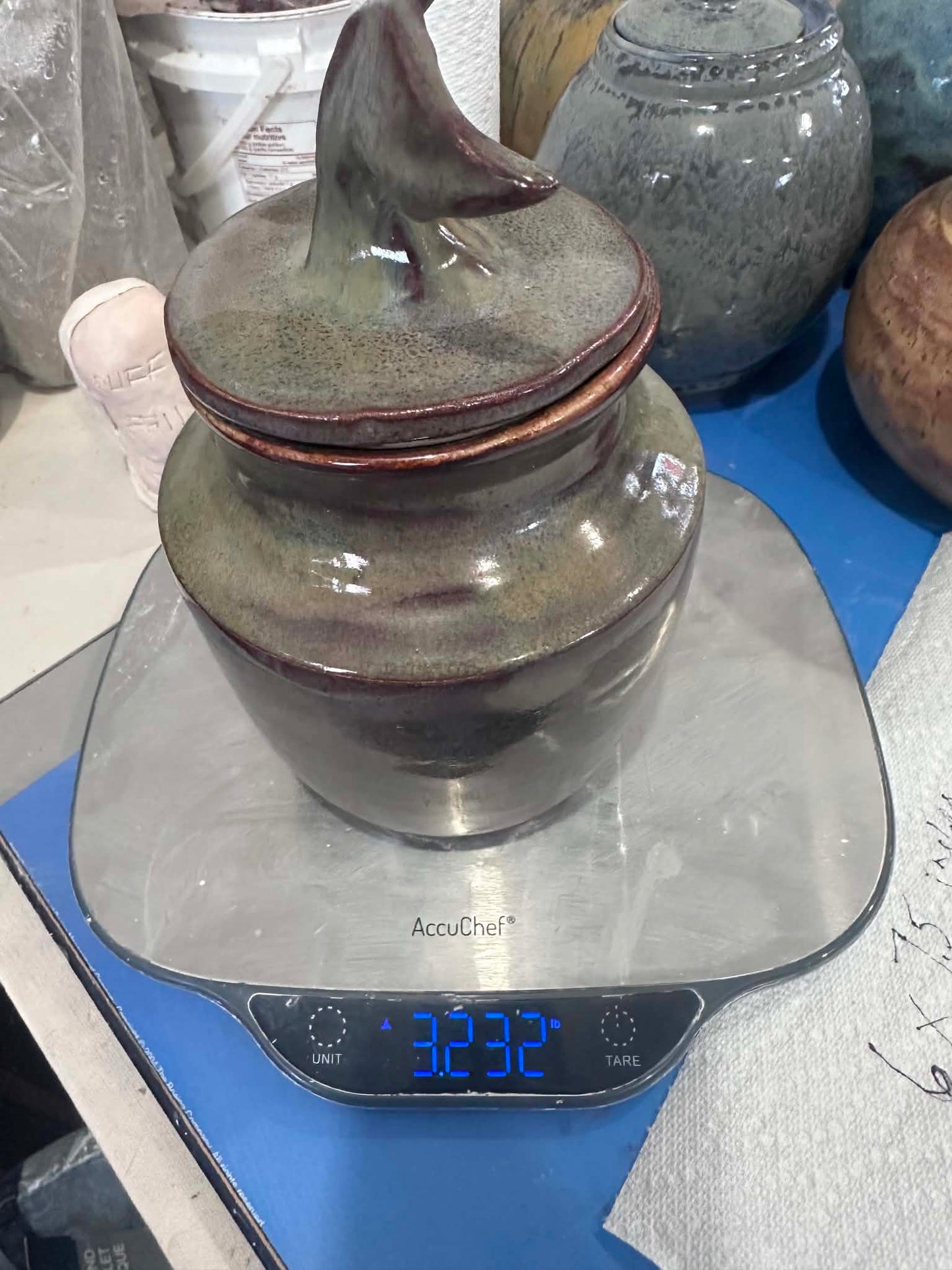 Eastern Wanderer Whale Tail Sculpted Lid Jar